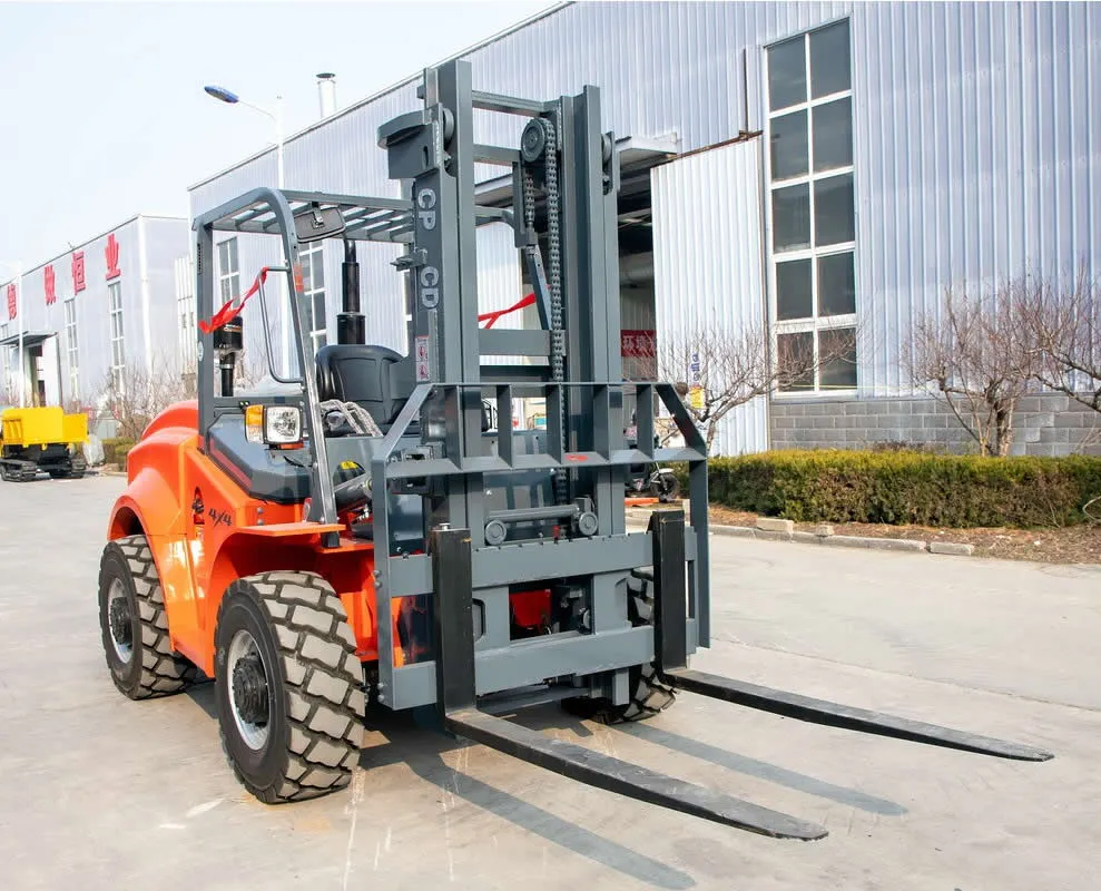 Carretilla elevadora diésel todoterreno pequeña de 5 toneladas y 88 kW