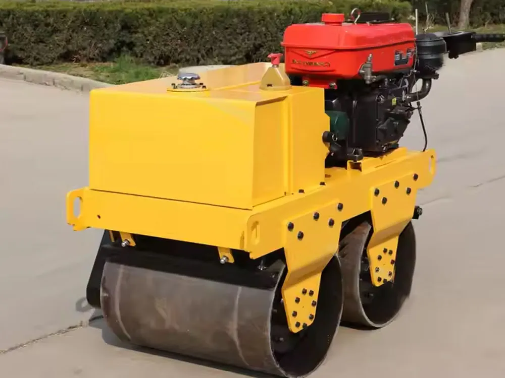 Micro rodillo vibratorio de doble rueda de acero de 7,5 kW, 0,65 toneladas y 54 kN de China