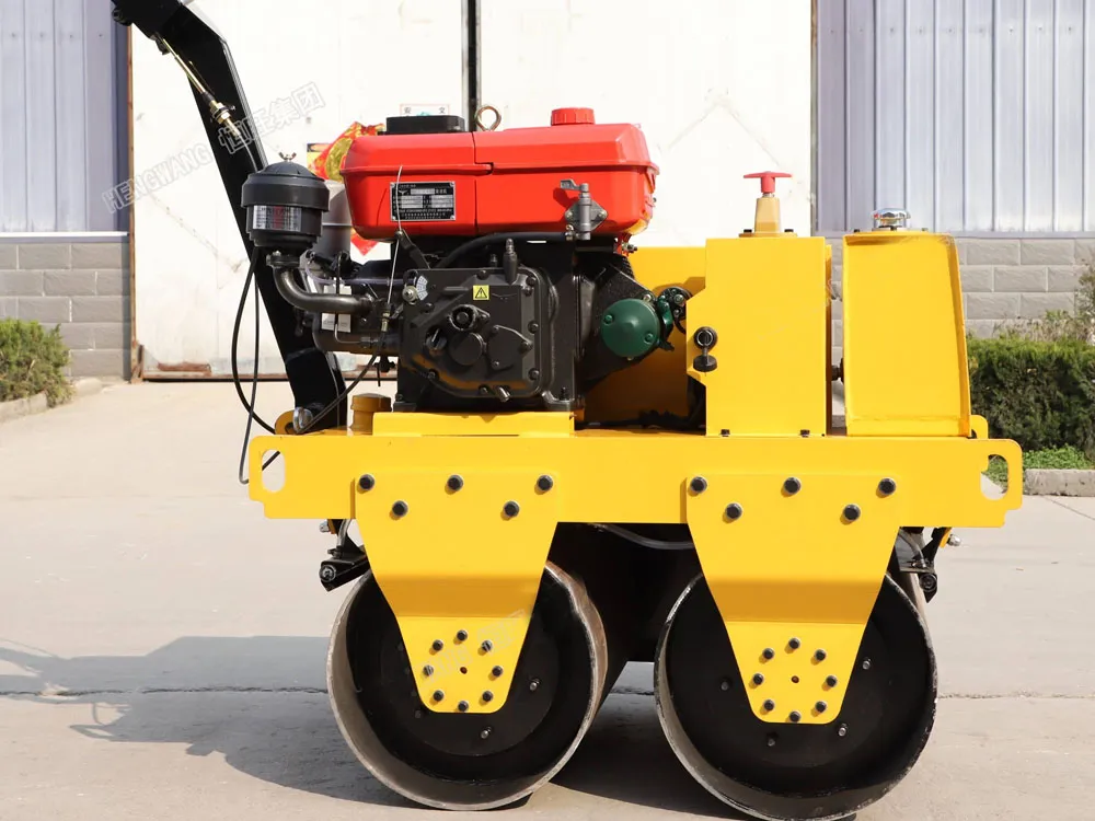 Micro rodillo vibratorio de doble rueda de acero de 7,5 kW, 0,65 toneladas y 54 kN de China