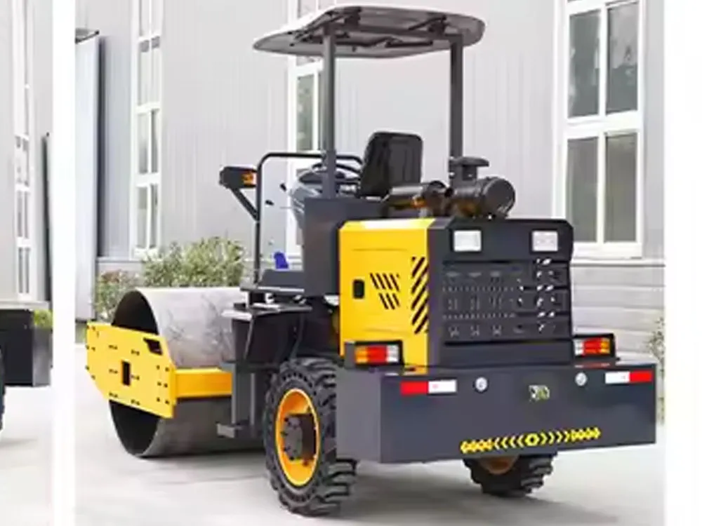Mini rodillo vibratorio de ruedas gemelas de 15,7 kW, 3,5 toneladas y 45 kN de China