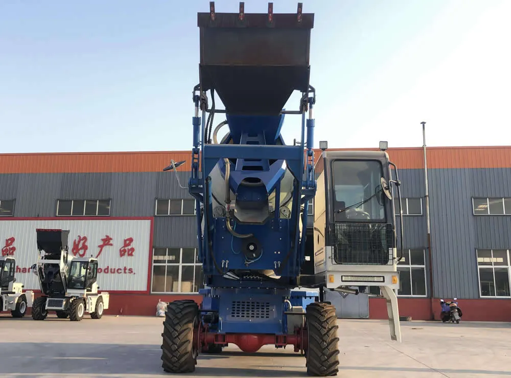 Camión mezclador mediano de carga automática de 4 m³ de China