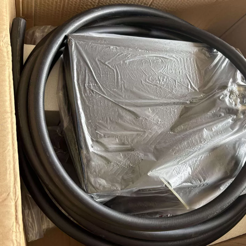 Applicable to the heating system of loader engineering machinery parts D207251102 D2072-51102