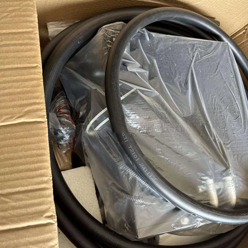 Applicable to the heating system of loader engineering machinery parts D207251102 D2072-51102