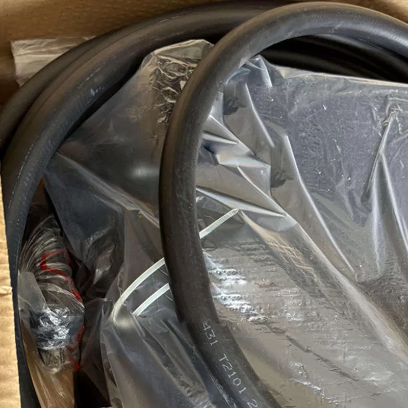 Applicable to the heating system of loader engineering machinery parts D207251102 D2072-51102