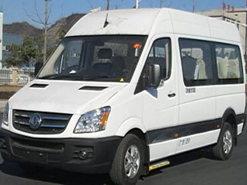 Dongfeng Chaolong EQ6621LBEVT1 bus (pure electric, 10-17 seats)