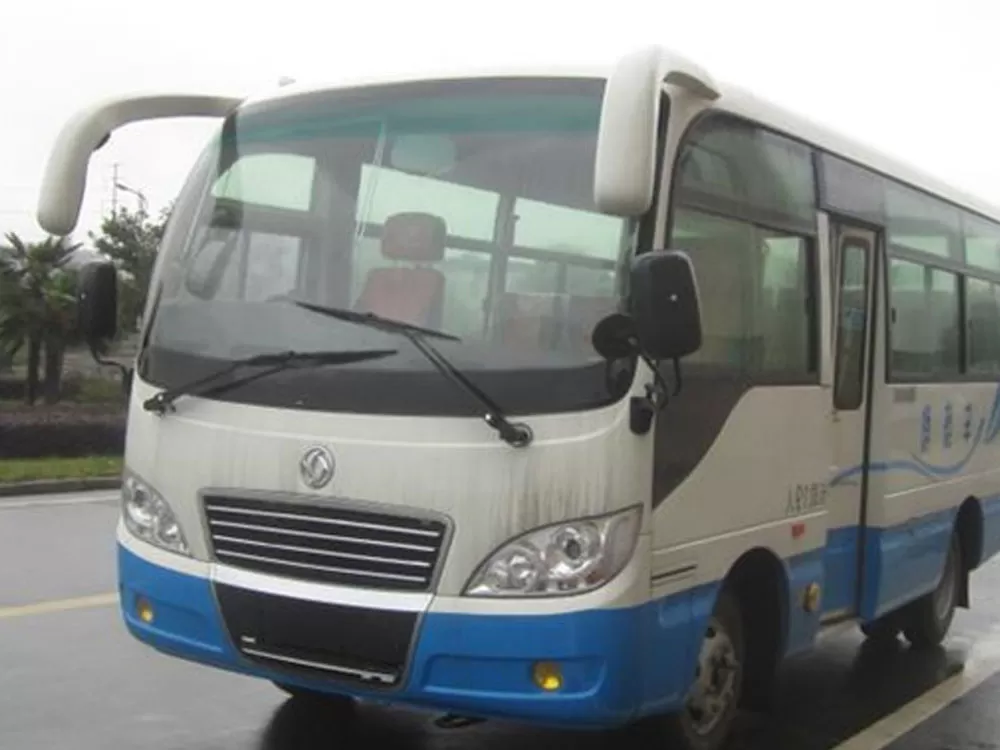 Vehículo de entrenamiento Dongfeng Chaolong EQ5060XLHTV (diésel National V, 10-19 plazas)