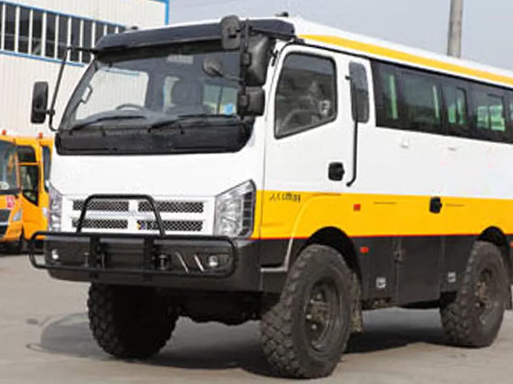 Dongfeng Chaolong EQ6600ZTV bus (diesel National V standard, 10-17 seats)