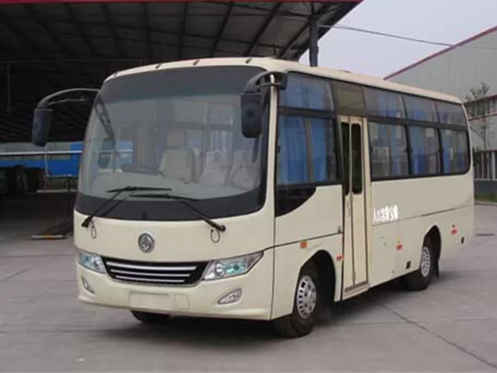 Dongfeng Chaolong EQ6760PCN50 bus (natural gas National V emission standard, 25-31 seats)