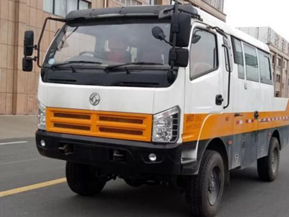 Vehículo de ingeniería Dongfeng Chaolong EQ5070XGCTV (motor diésel National V 5, 5-9 plazas)