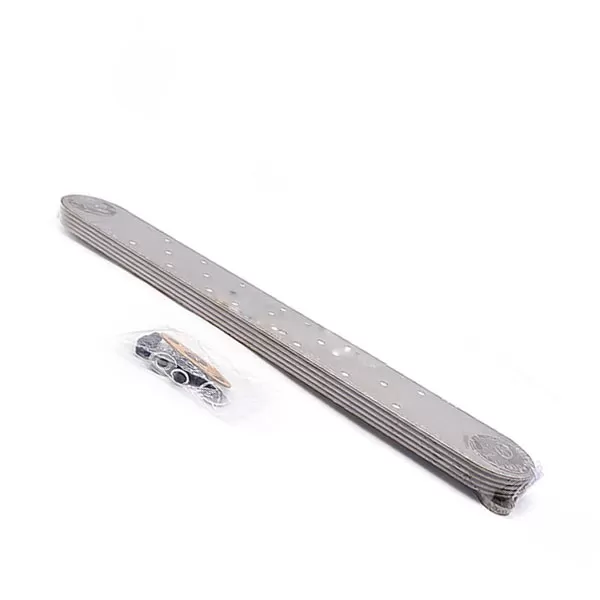 High-quality oil cooler cores ME034561 and ME074185 are suitable for diesel engines 6D14/15/16.