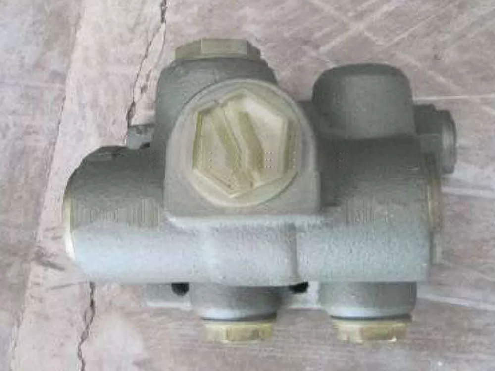 Single accumulator charging valve: 06-463-020, 06-463-022, 06-463-024, 06-463-026, 06-463-028