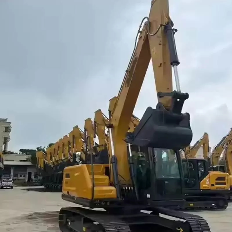 El actuador hidráulico ajustable XE140I es adecuado para pilotes de hormigón/acero en sitios fotovoltaicos de carreteras.