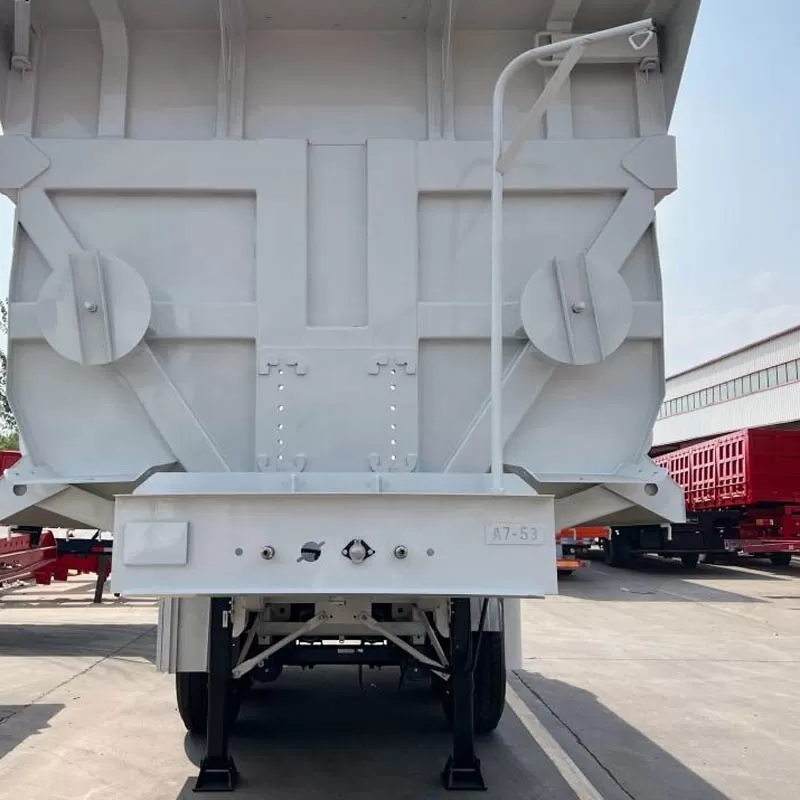 Semirremolque agrícola de 3 ejes de 30 a 60 toneladas con volquete hidráulico para pellets de acero