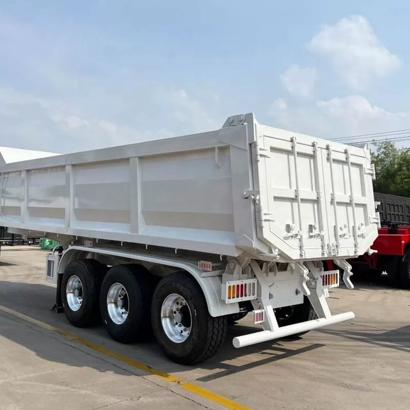 Semirremolque agrícola de 3 ejes de 30 a 60 toneladas con volquete hidráulico para pellets de acero