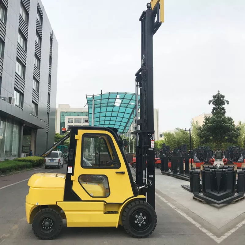 3-Ton Small Diesel Forklift with Forklift Cab Air Conditioning