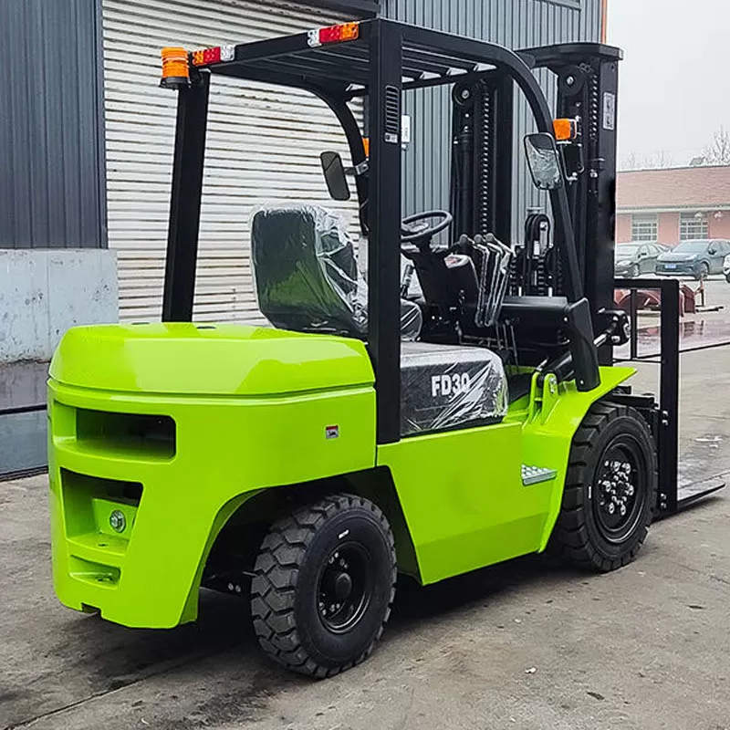 رافعة شوكية تعمل بالديزل سعة 3 أطنان بمحرك إيسوزو/ميتسوبيشي/كوبوتا (طراز ياباني) - سعر مخفض.