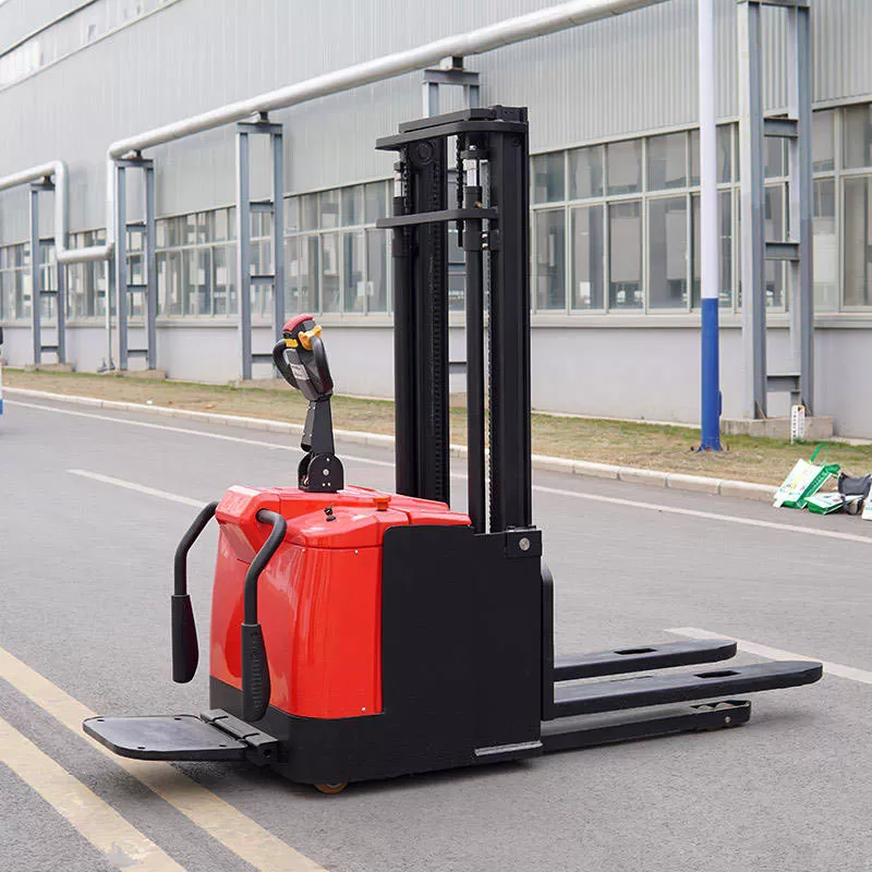 Apilador MontaCargas el&eacute;ctrico de 1,5 toneladas eFork, carretilla elevadora apiladora el&eacute;ctrica con operador a pie