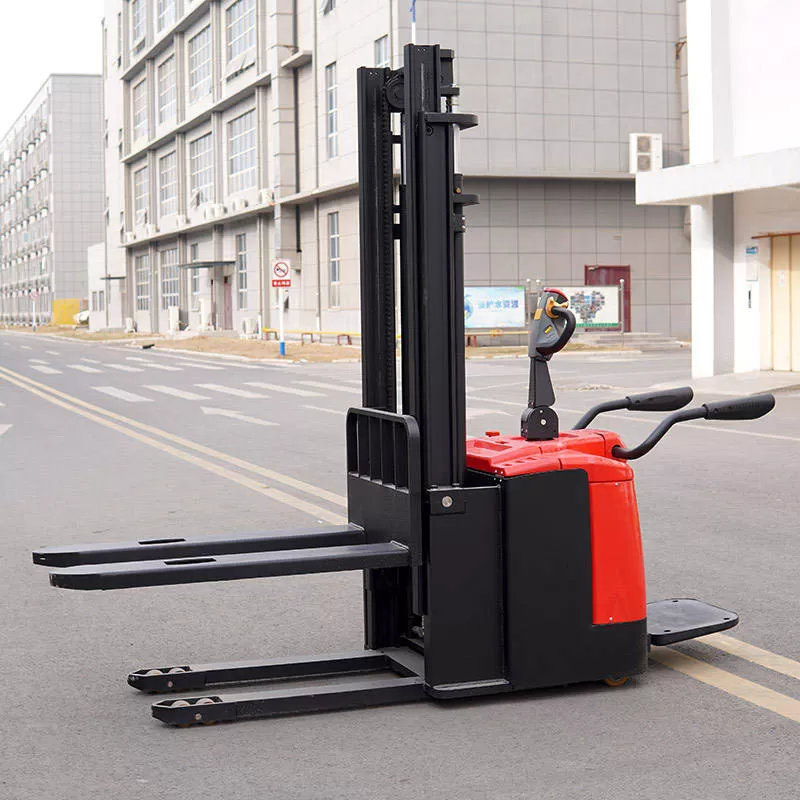 Apilador MontaCargas el&eacute;ctrico de 1,5 toneladas eFork, carretilla elevadora apiladora el&eacute;ctrica con operador a pie