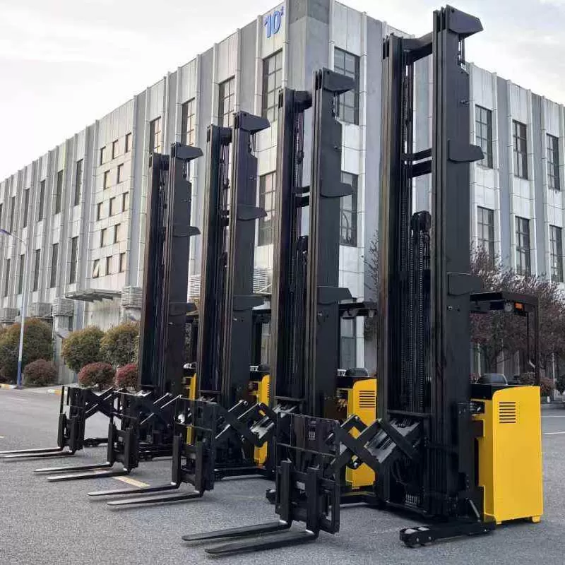 Double scissor lift stacker, 1t, 1.6t, 2t electric forklift, deep reach forklift with fork-mounted camera.