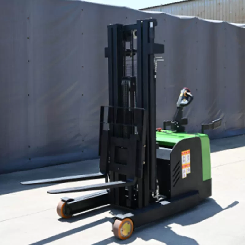 Electric telescopic forklift, stacker truck with platform, AC motor, self-lifting warehouse stacker.