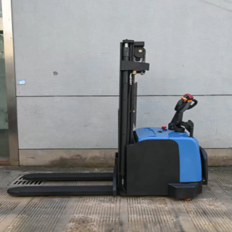 Stacker forklift, heavy-duty design, maximum lifting capacity, stacker, warehouse logistics pallet truck.