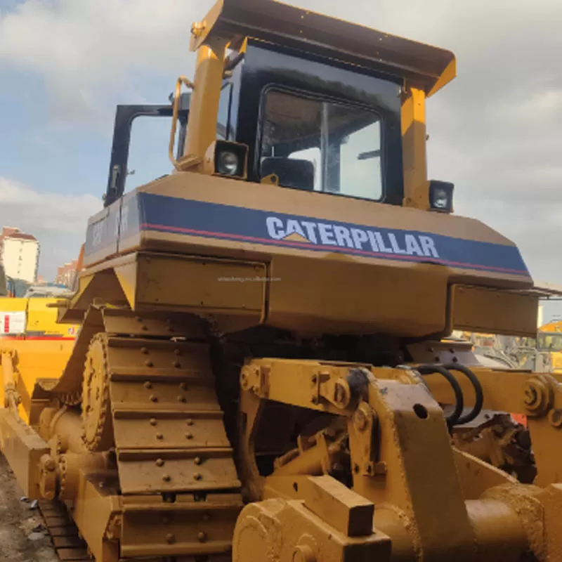 Used Caterpillar bulldozers, original mini Cat D7R high-quality D7R used crawler bulldozer, original Caterpillar for sale.