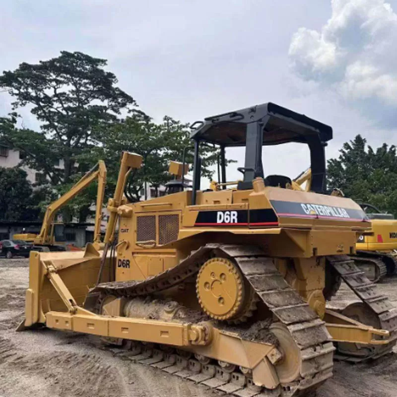 Good condition D6R mini bulldozer, new crawler bulldozer with parts, price available.