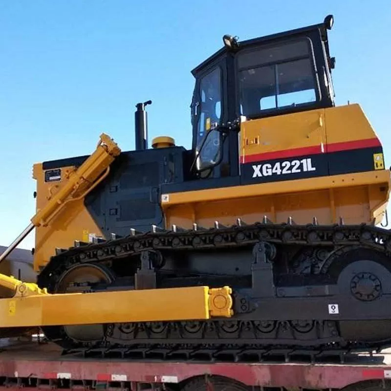 Tracked bulldozer XGMA XG4221L 220 hp with soil splitter