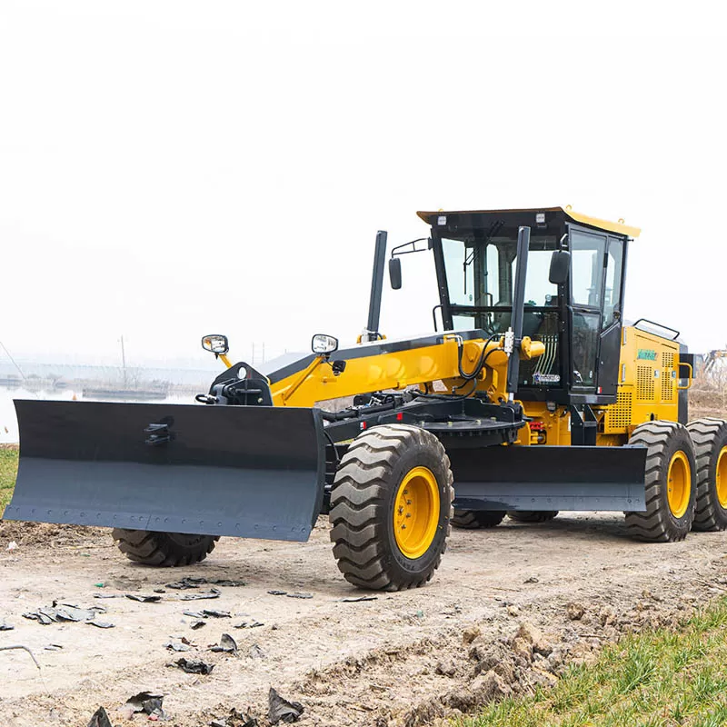 Mininiveladora de ruedas de 220 hp de China, equipada con un divisor de suelo y componentes centrales de motor Cummins con cuchillas.