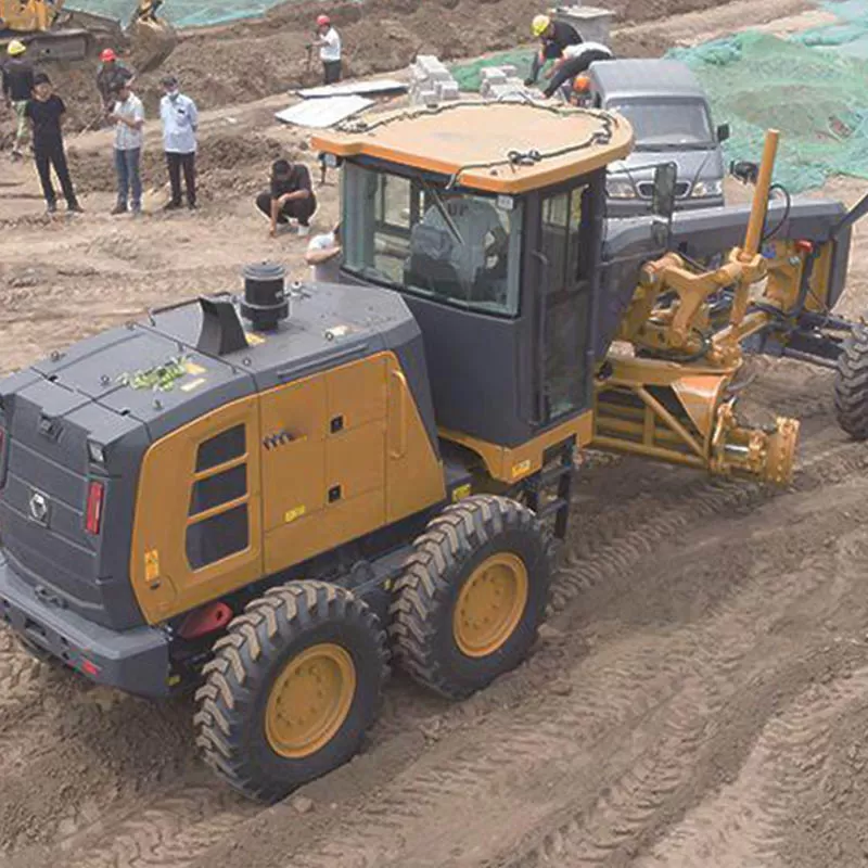 توفر الشركة المصنعة جرافة تسوية الطرق GR3003 بقوة 300 حصان بأسعار معقولة.