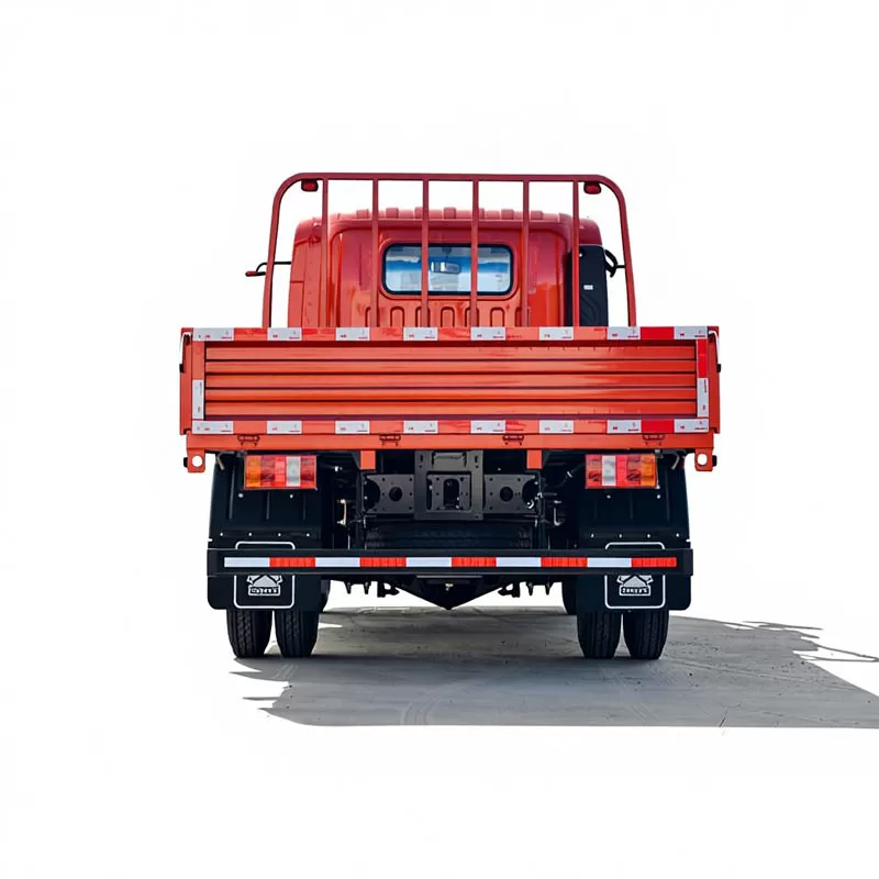 شاحنة خفيفة من نوع Howo، محرك ديزل سعة 3 لترات، 170 حصان، علبة تروس Sinotruk ذات 8 سرعات، كابينة بطول 5.25 متر، شاحنة خفيفة مسطحة.