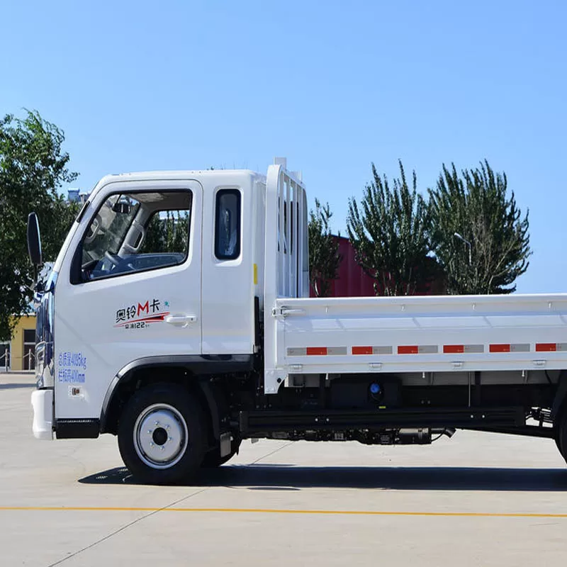 Cami&oacute;n ligero Foton Aoling M-Card de 122 hp y 3,94 m con cabina extendida