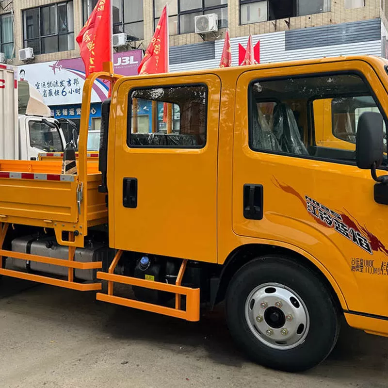 Cami&oacute;n ligero de plataforma doble, Jiangling, di&eacute;sel de 2,5 l, 136 CV, Wanyang, 5 velocidades, 3,2 m