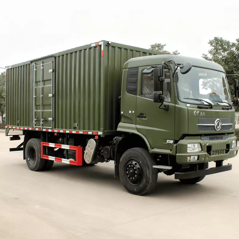 تتميز شاحنة دونغفنغ كومينز الجديدة التي تعمل بالديزل بقدرة تحميل عالية وأداء قوي على الطرق الوعرة، مما يجعلها مناسبة للتضاريس المعقدة.