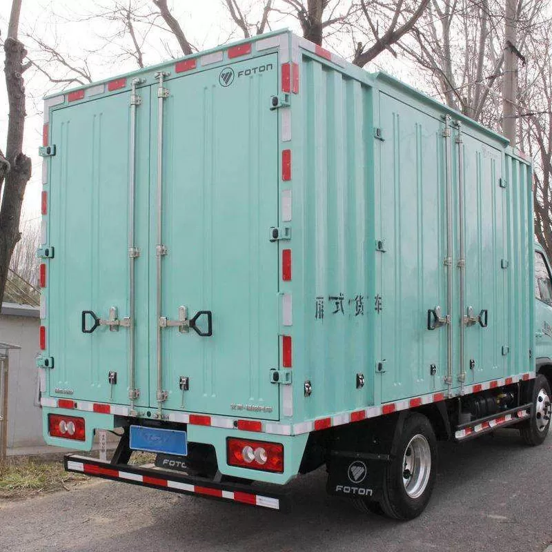 Foton Aumark M 4L manual transmission truck, new 4x2 drive, 4-ton loading capacity, diesel enclosed van.