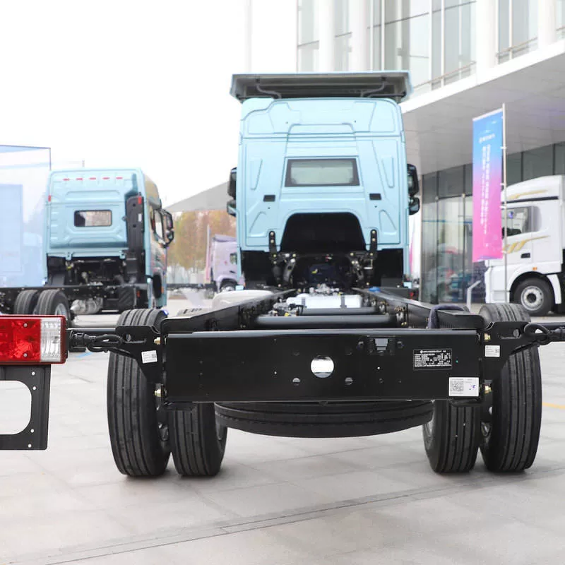 New Shaanxi Automobile M6000 4X2 Freight Truck Chassis Flagship Edition 320hp Weichai