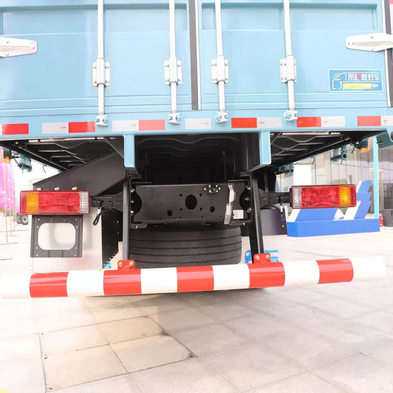 New Shaanxi Automobile G6000C Heavy-Duty Guardrail Transport Truck with 600 Horsepower Cummins Engine