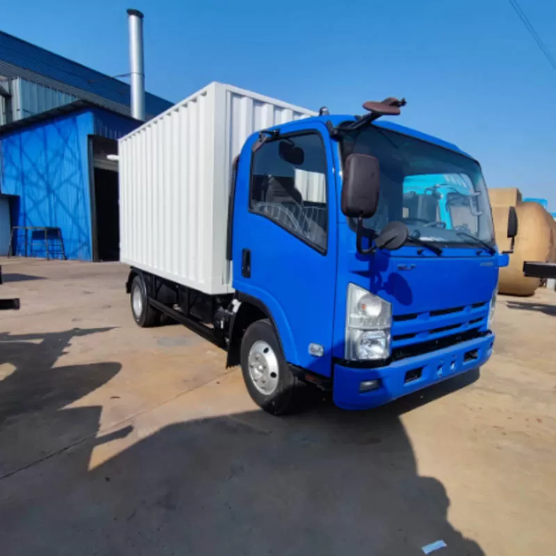 New Isuzu light truck, 4x2, manual transmission, 3-ton Isuzu mini van for sale.