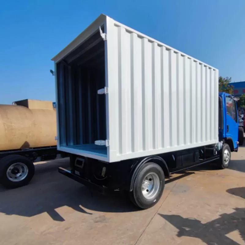 New Isuzu light truck, 4x2, manual transmission, 3-ton Isuzu mini van for sale.