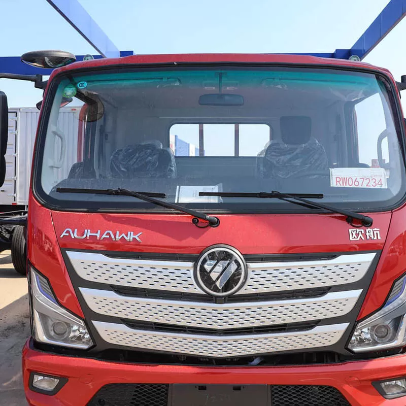 Foton Aumark S3, 220 horsepower, fast gearbox, 5.25-meter wheelbase, dual cab.