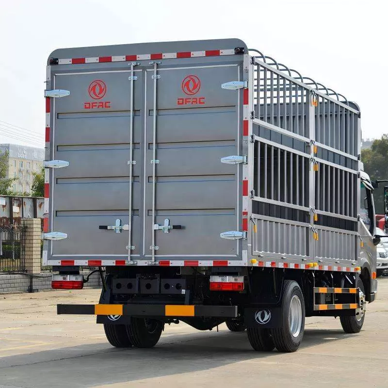 The Dongfeng 4.2m light freight truck is equipped with a 150-horsepower Cummins diesel turbo engine and a 5-speed manual transmission.