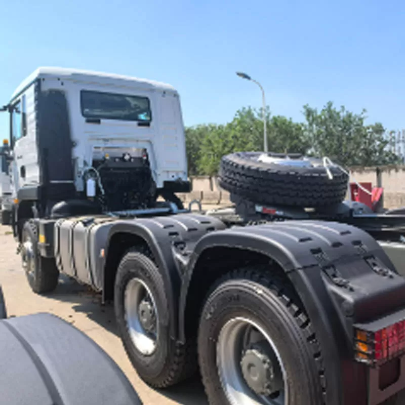 10-wheel Sinotruk Howo TX tractor unit