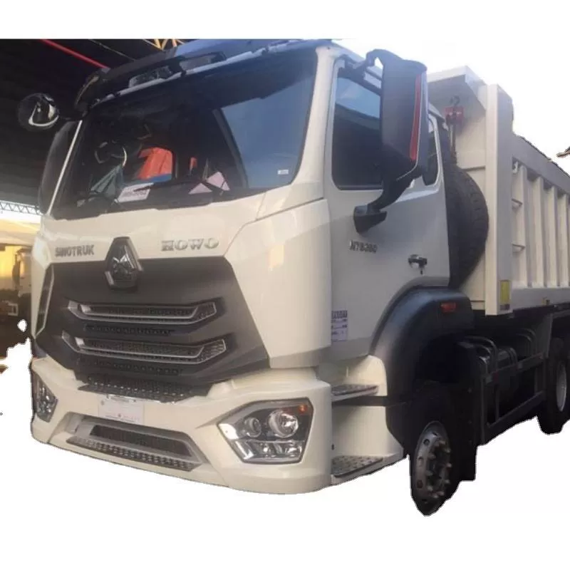 New 400hp RHD Sinotruk Howo tractor-head Euro 2 diesel 6x4 truck sold in Tanzania