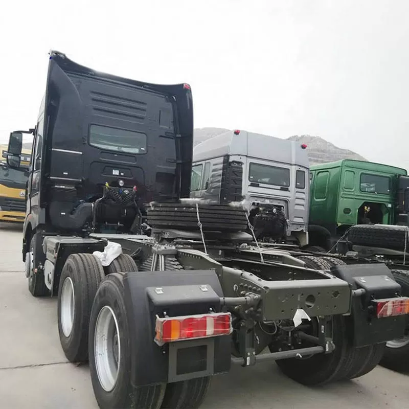 China HOWO 371&ndash;420 HP 6x4 Heavy-Duty Cargo Tractor Truck