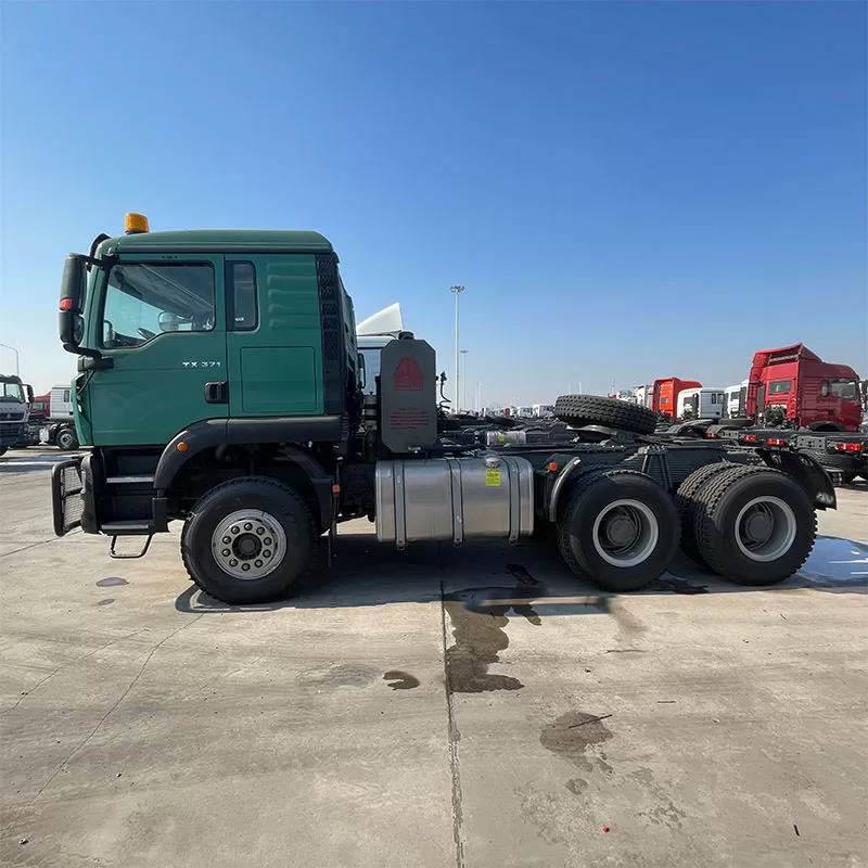 El codiciado cami&oacute;n tractor Howo TX de 371 caballos de fuerza, que cumple con la nueva normativa de emisiones Euro II.