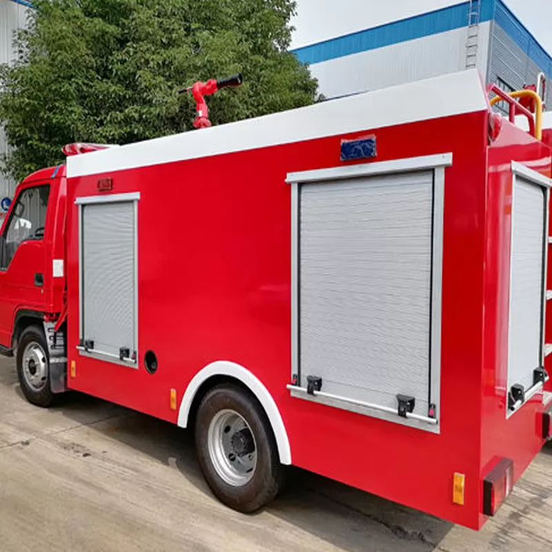 Cami&oacute;n de bomberos Flander de 2000 litros para extinci&oacute;n de incendios y rescate.