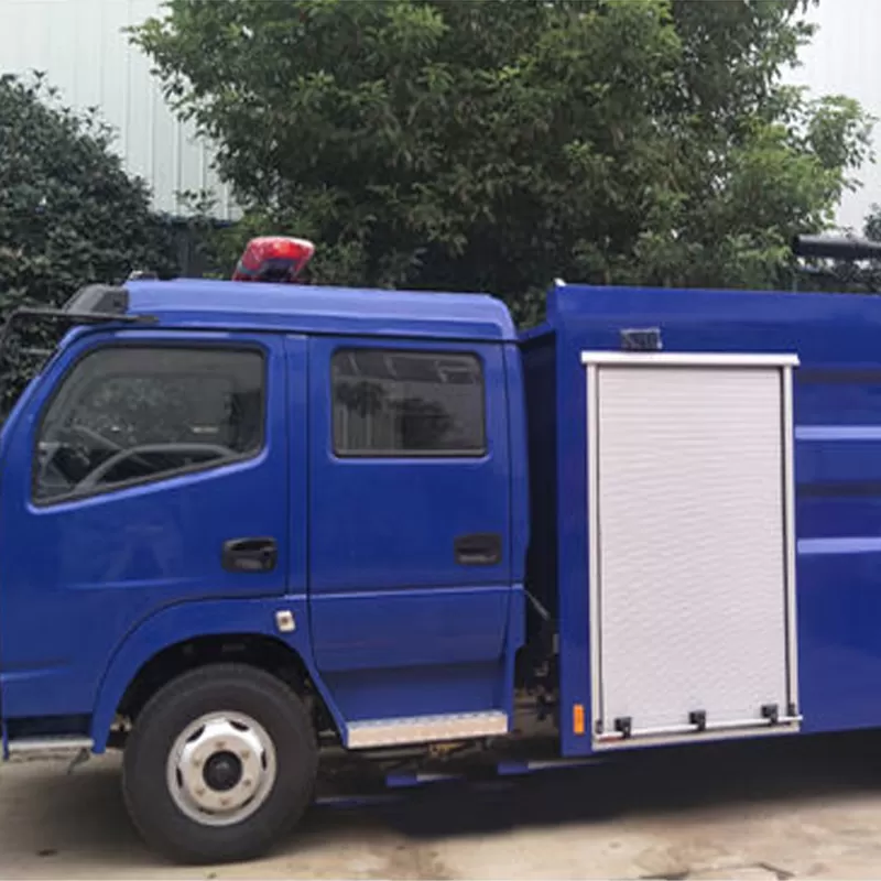 Dongfeng DFAC Fire Truck: 3,400-Liter Water / 600-Liter Foam Tanker