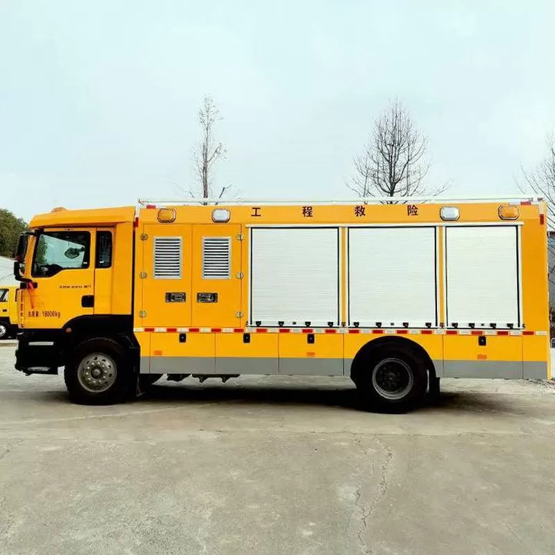 HOWO Flood Control and Rescue Vehicle &mdash; Multi-functional Flood Rescue Vehicle