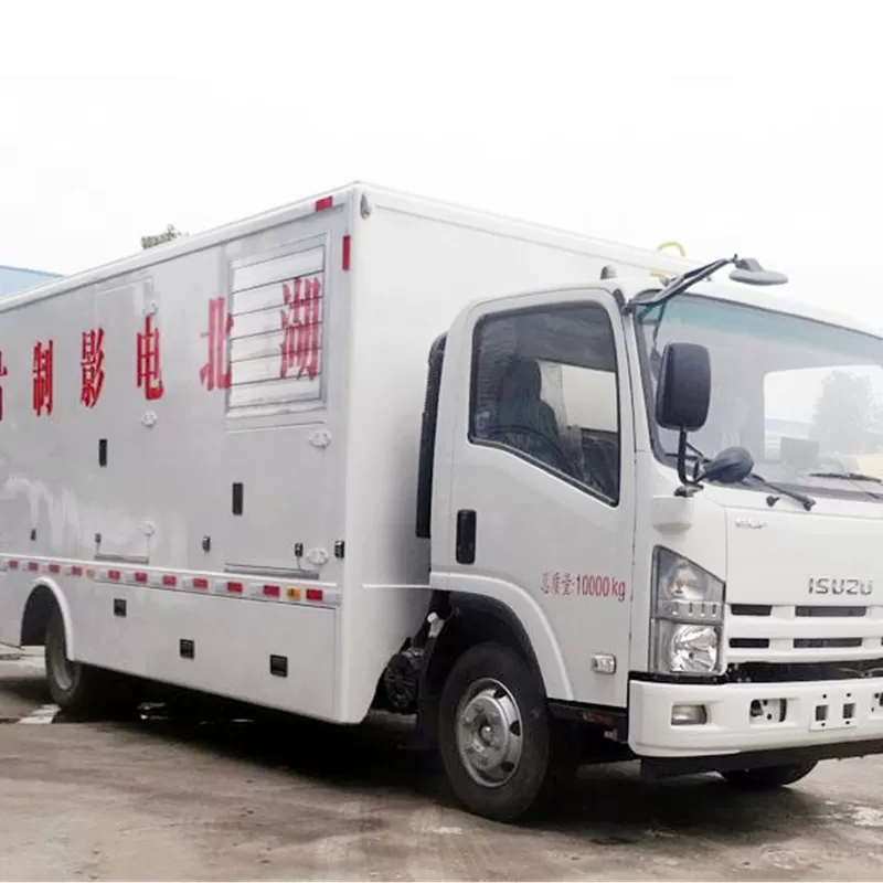 Veh&iacute;culo de suministro el&eacute;ctrico Isuzu 4X2, generador silencioso, f&aacute;brica de generadores m&oacute;viles