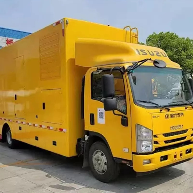 Veh&iacute;culo de suministro el&eacute;ctrico Isuzu 4X2, generador silencioso, f&aacute;brica de generadores m&oacute;viles
